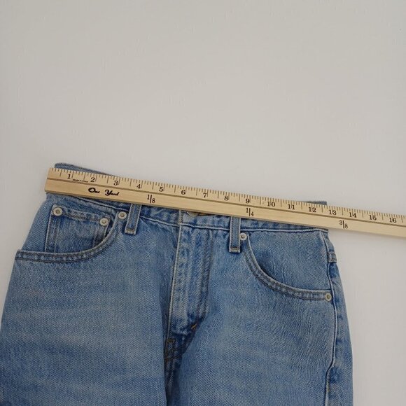 Levi's Premium Mom Jeans In Sneak Peek Light Wash Women's 24 High Rise Relaxed - Picture 8 of 14